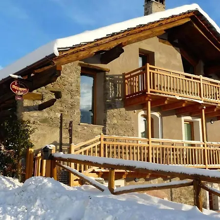 Trilocale Coniglio Apartman *